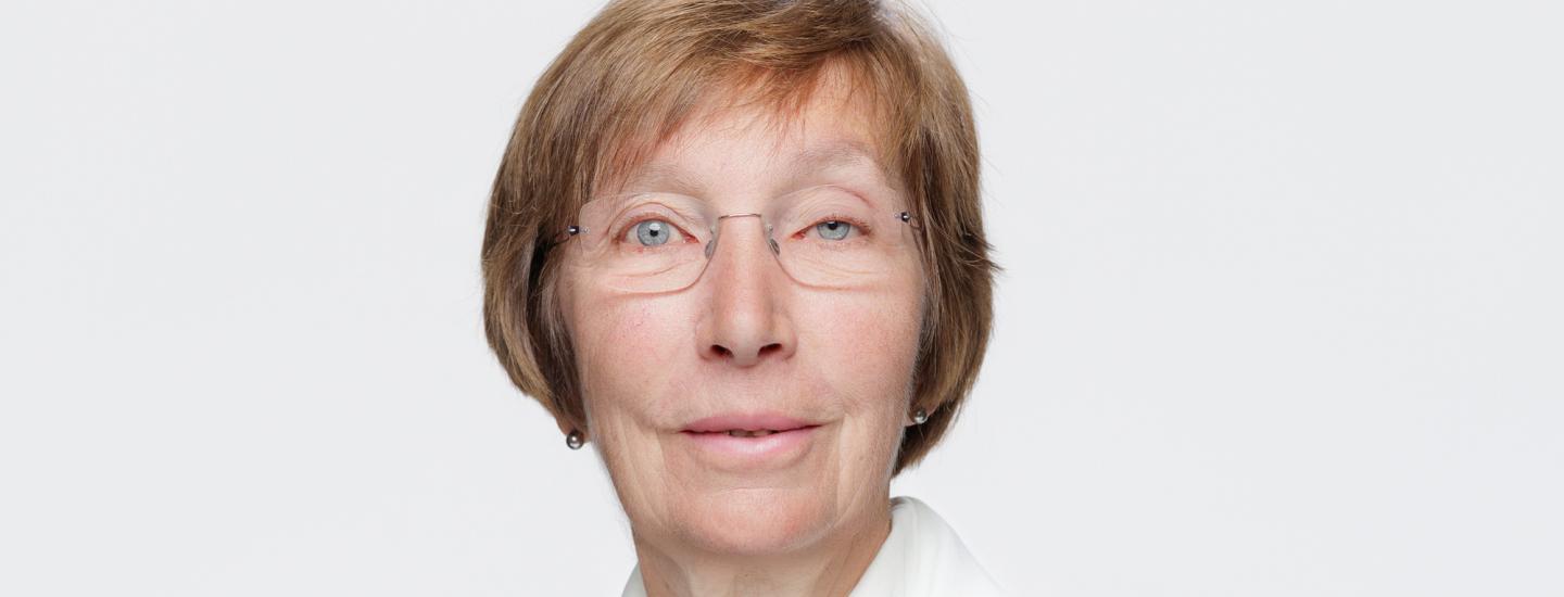 Photo de la présidente de HUT - Hëllef um Terrain Madame Netty Klein-Hoffmann