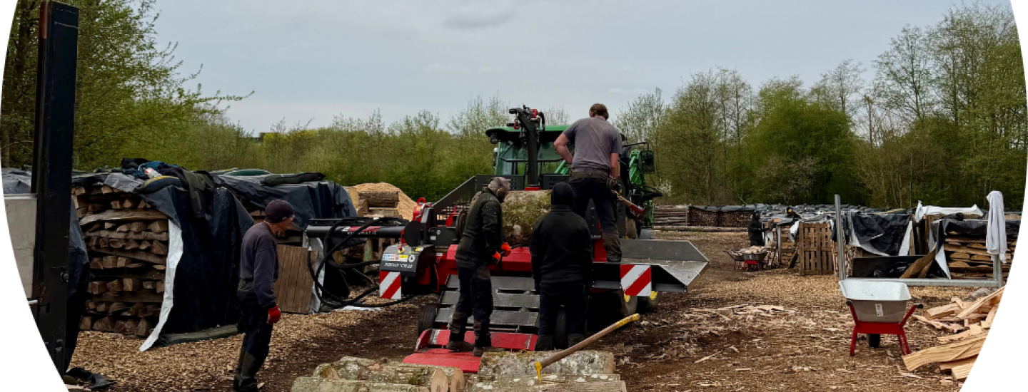 Personnes occupées dans le cadre de l'activité jardinage et bois