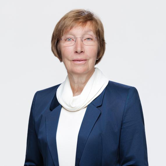 Photo de la présidente de HUT - Hëllef um Terrain Madame Netty Klein-Hoffmann