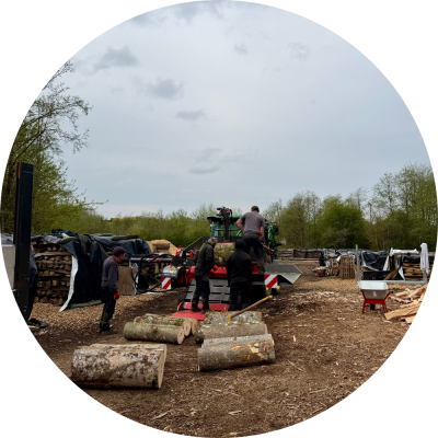 Personnes occupées dans le cadre de l'activité jardinage et bois